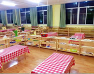 廣東省梅州東方跨世紀(jì)幼兒園:讓您久等了，因?yàn)橄虢o孩子更好的，我們不愿意將就