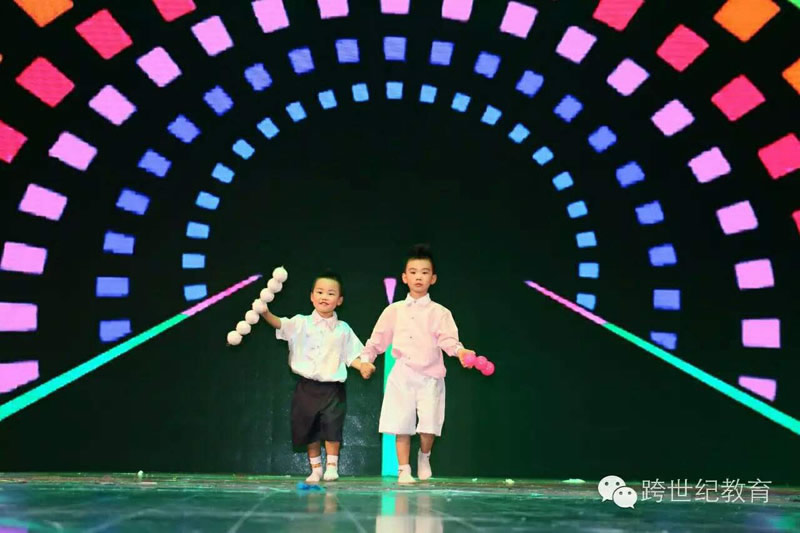 跨世紀幼兒園兒童之家第11屆畢業(yè)生畢業(yè)典禮圓滿落幕!