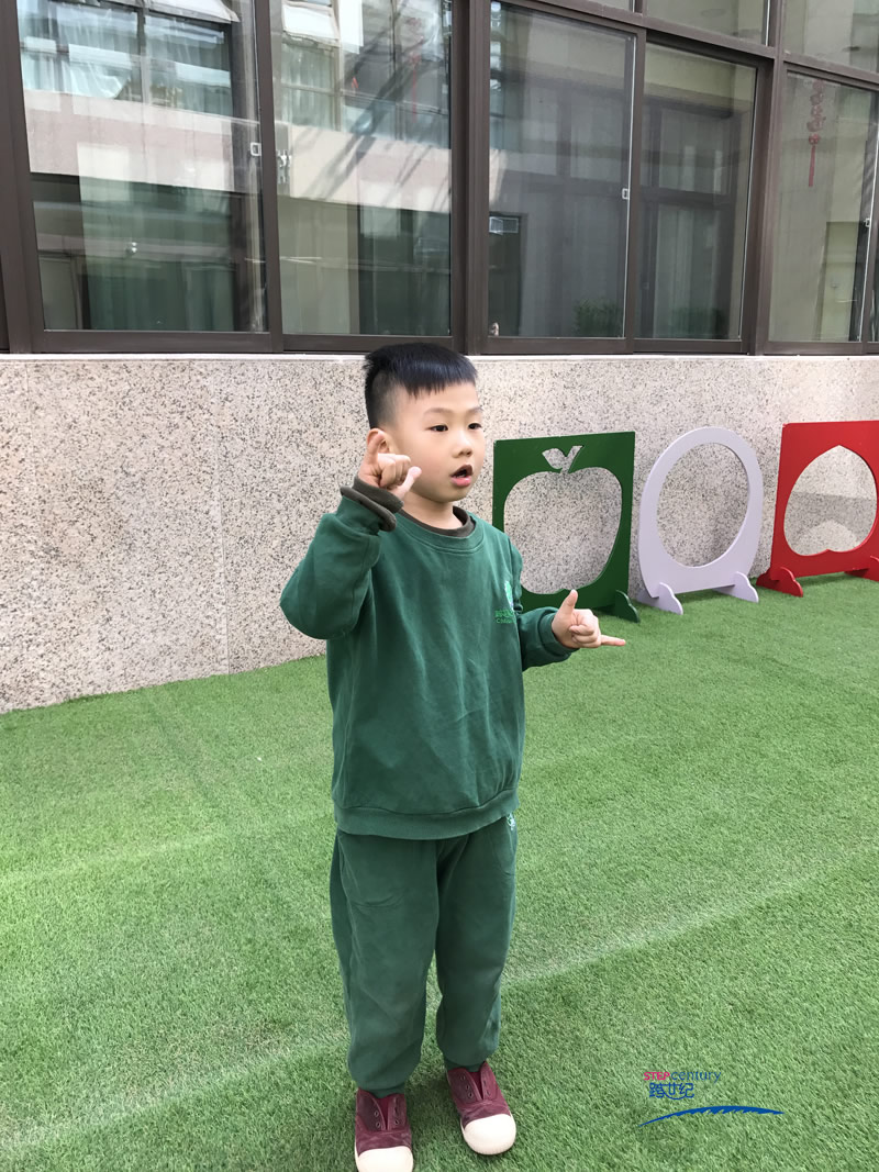 我長大了要和爸爸一起保護(hù)媽媽
