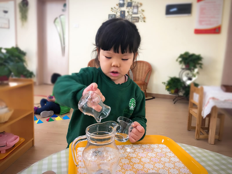 跨世紀(jì)幼兒園里大寶的成長紀(jì)實(shí)