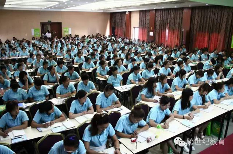 幼兒園崛起之園長特訓(xùn)營：弱者變強(qiáng)，強(qiáng)者更強(qiáng)