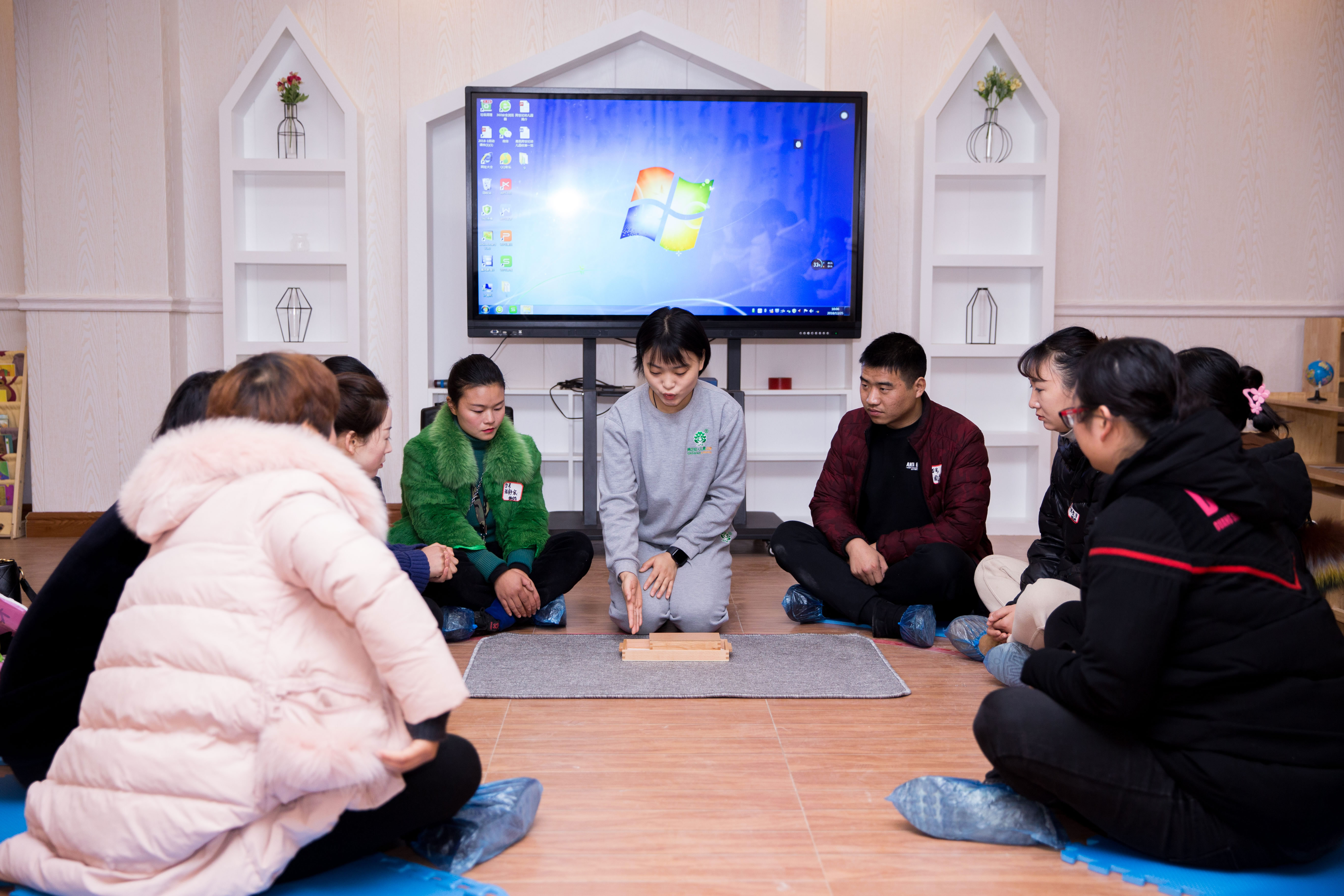 河南周口鹿邑跨世紀(jì)幼兒園：攜手跨世紀(jì)，打造高端幼兒園