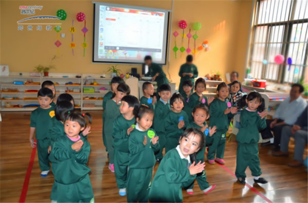 做一名優(yōu)秀幼兒園園長，會學(xué)習(xí)很重要！