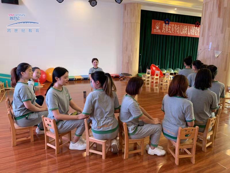 四川達(dá)州宣漢跨世紀(jì)英華幼兒園：園長的一封感謝信，詮釋聯(lián)盟跨世紀(jì)為啥“值”?!