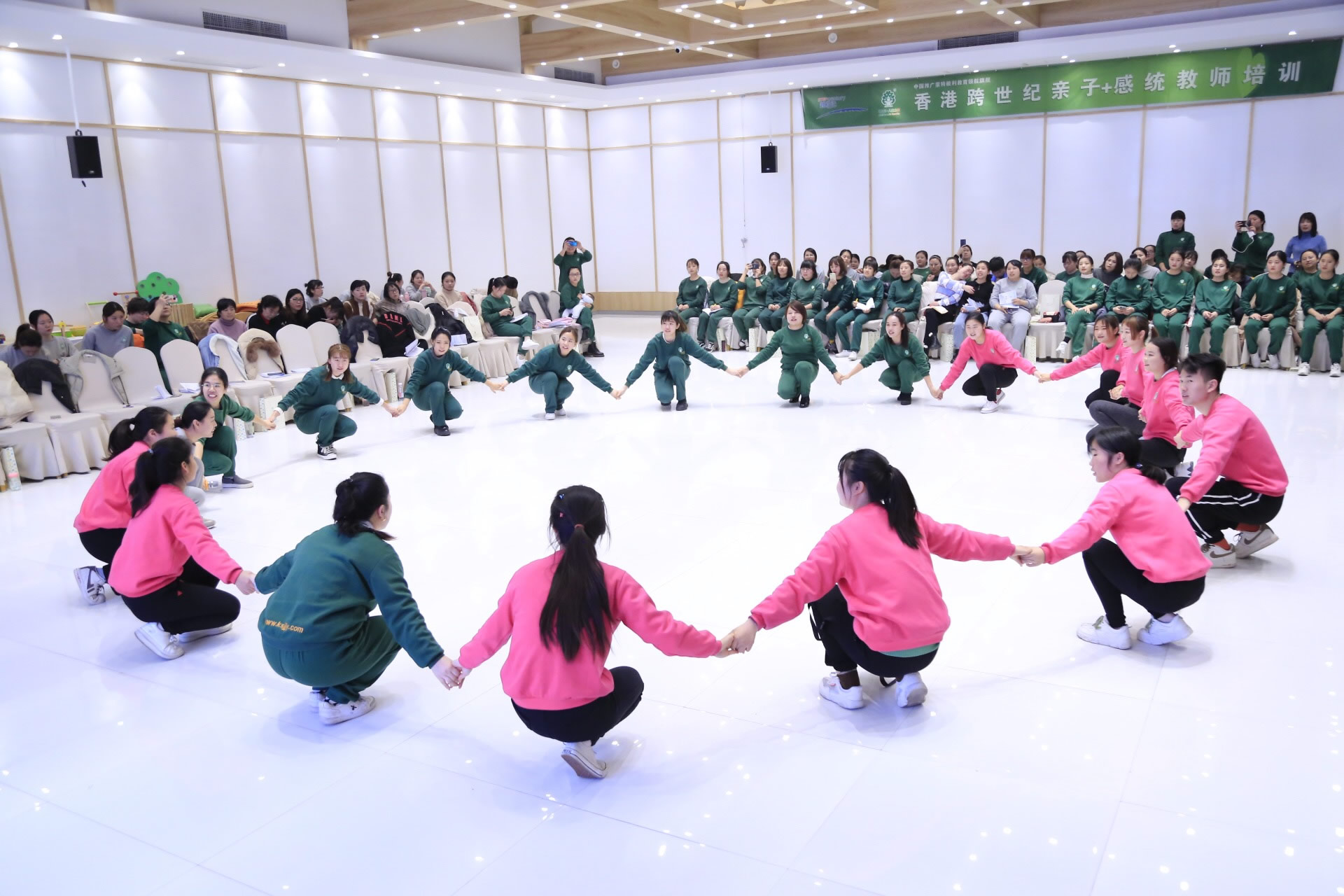 跨世紀親子培訓今日圓滿結業(yè)，感統(tǒng)培訓明日蓄勢待發(fā)