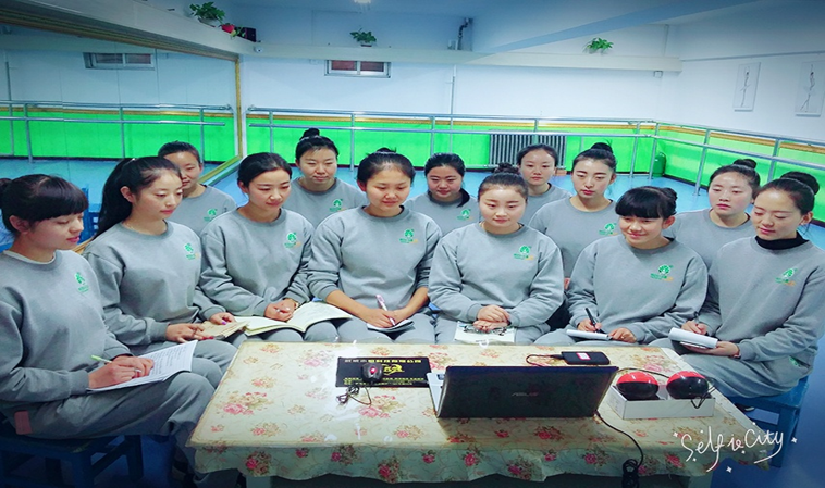 聯(lián)盟幼兒園品牌，擔(dān)心后續(xù)服務(wù)？聽“她”講講自己的故事！