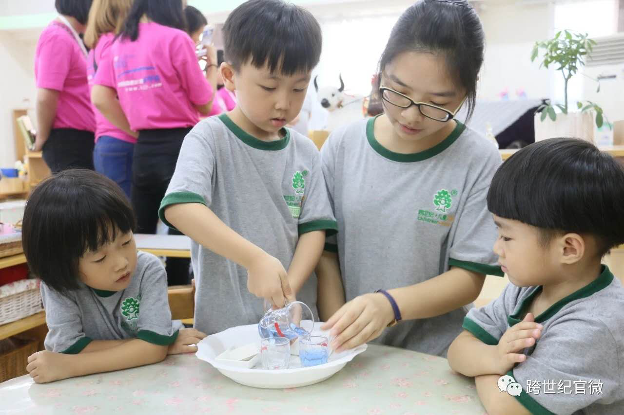 蒙氏幼兒園里，教師應該如何做好幼兒的觀察記錄？