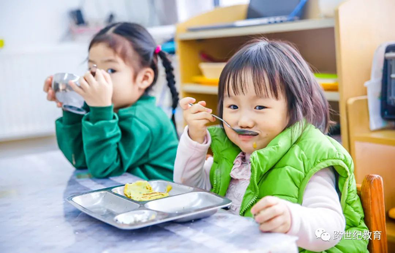 高品質蒙特梭利幼兒園的孩子個個品學兼優(yōu)，原因竟然是…… （二）
