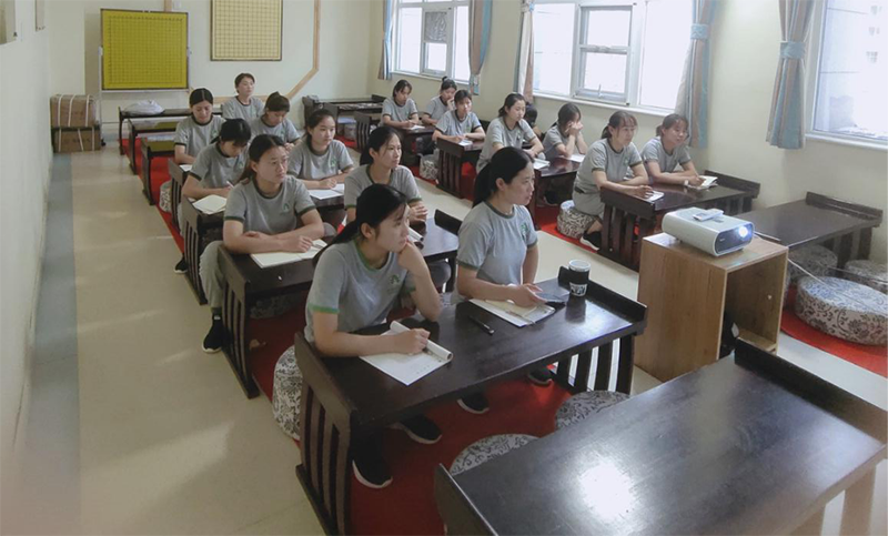 蒙氏幼兒園新學(xué)期家長(zhǎng)會(huì)如何開？3000多人都在看的直播你忍心錯(cuò)過(guò)？