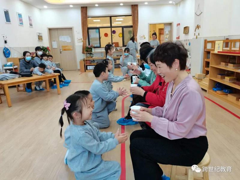 跨世紀蒙氏教育：蒙氏幼兒園“重陽節(jié)”策劃方案