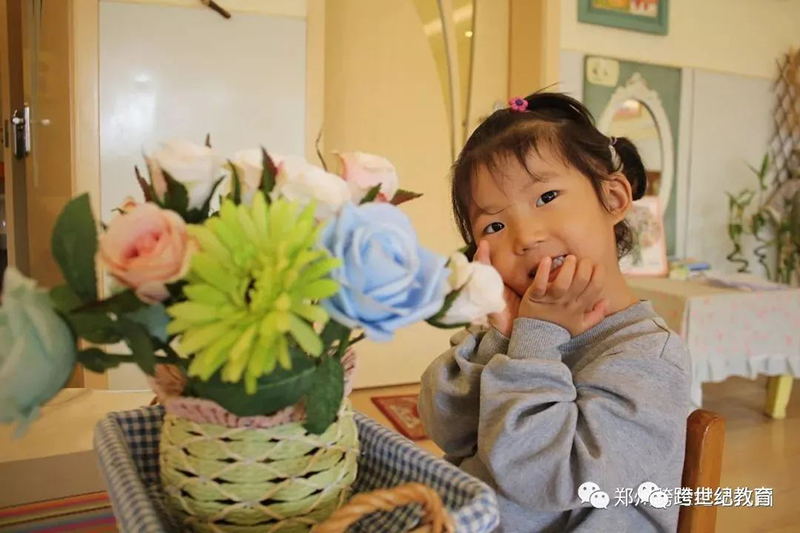 跨世紀(jì)教育：天吶，這個(gè)蒙氏幼兒園的班級(jí)環(huán)境也太特別了！