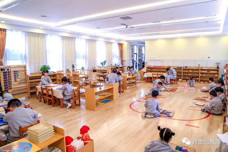 跨世紀(jì)蒙氏教育：孩子怎么就那么愛上幼兒園呢？哪里吸引到他們了？
