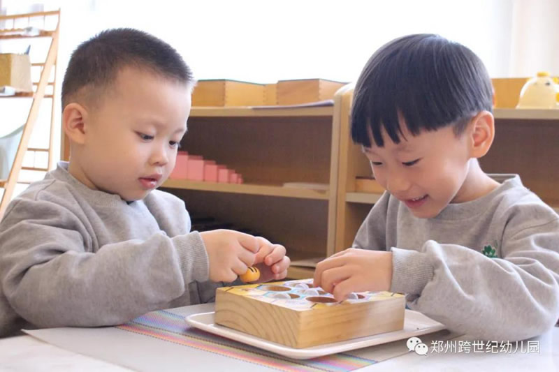 幼兒園聯(lián)盟，蒙氏幼兒園公開課怎么上？