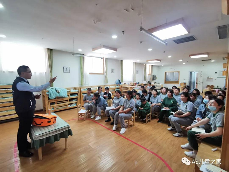 河南省新鄉(xiāng)市愛(ài)尚兒童之家：“關(guān)注消防，平安你我”親子活動(dòng)正式開(kāi)始！
