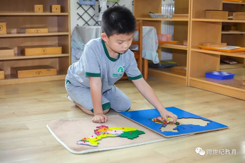 跨世紀(jì)蒙氏教育：在幼兒園環(huán)境創(chuàng)設(shè)中，吸引孩子的關(guān)鍵是什么？