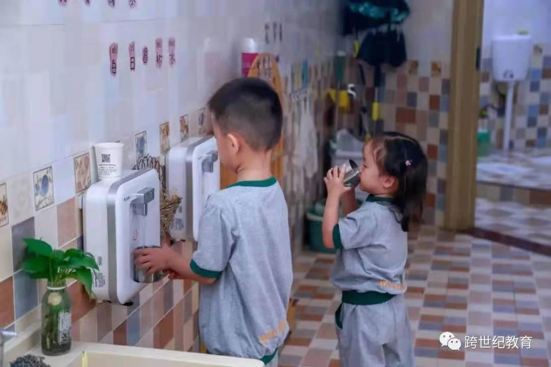如何讓孩子盡快適應(yīng)幼兒園？