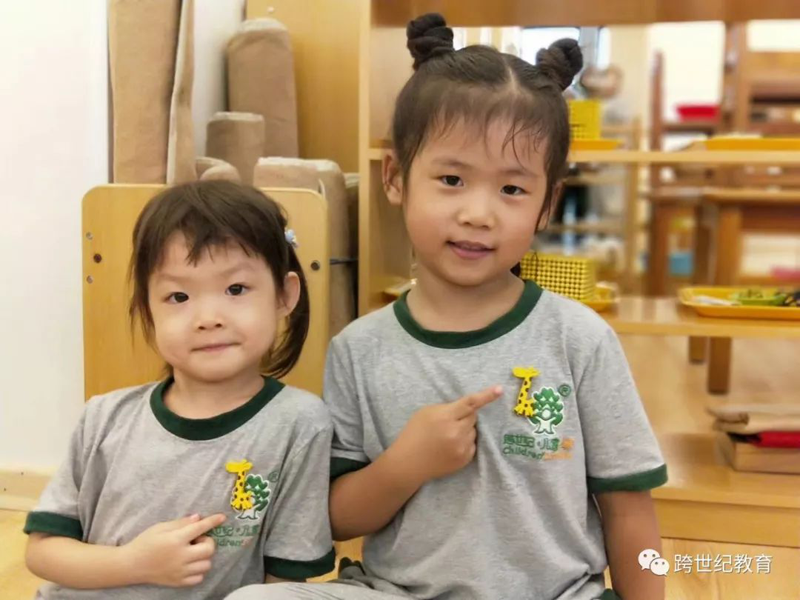 跨世紀蒙氏教育：@家長，在家培養(yǎng)孩子獨立性，讓TA盡早融入幼兒園生活！