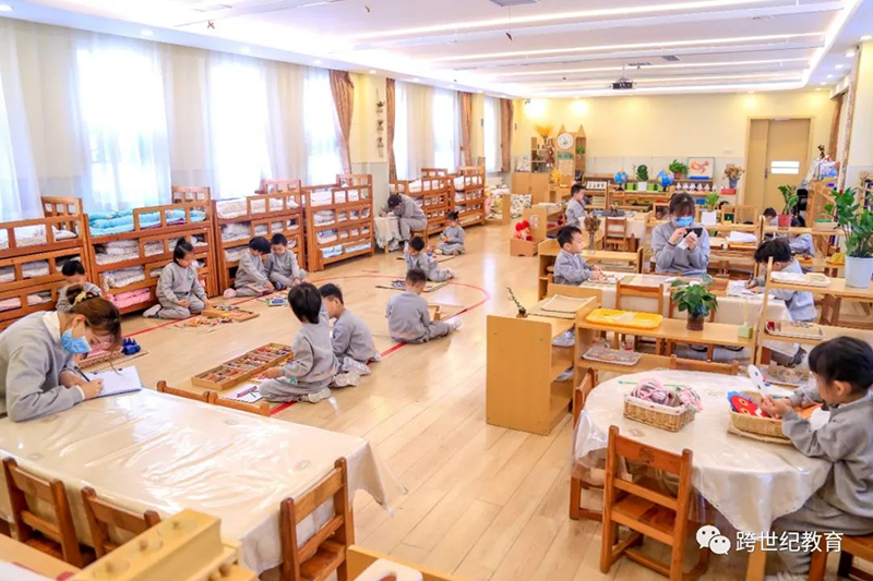跨世紀蒙氏教育：關(guān)于幼兒園環(huán)境創(chuàng)設(shè)，到底怎么做？答案全在這兒！