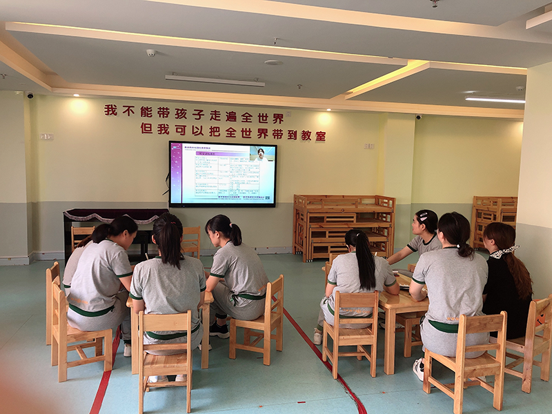 跨世紀(jì)總部9月后續(xù)服務(wù)直播今日結(jié)束，全國聯(lián)盟園在線學(xué)習(xí)點(diǎn)贊！