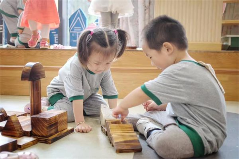 跨世紀蒙氏教育：0-6歲的早期教育，為什么不該讓孩子錯過蒙特梭利教育？