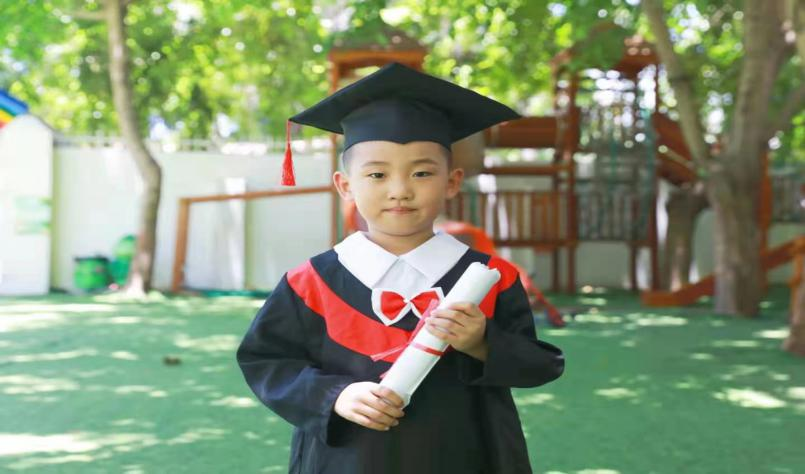 海南?？诳缡兰o·芙蓉國幼兒園：優(yōu)秀畢業(yè)生成果故事（三）