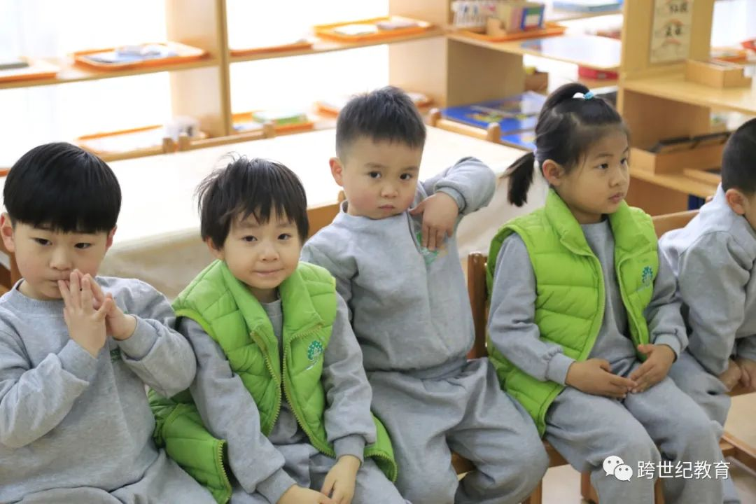 蒙氏教育：孩子不愛(ài)“分享”？抓住新學(xué)期開(kāi)學(xué)教育好時(shí)機(jī)幫助孩子！
