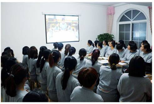幼兒園園長該如何用先進(jìn)的文化引領(lǐng)團(tuán)隊？